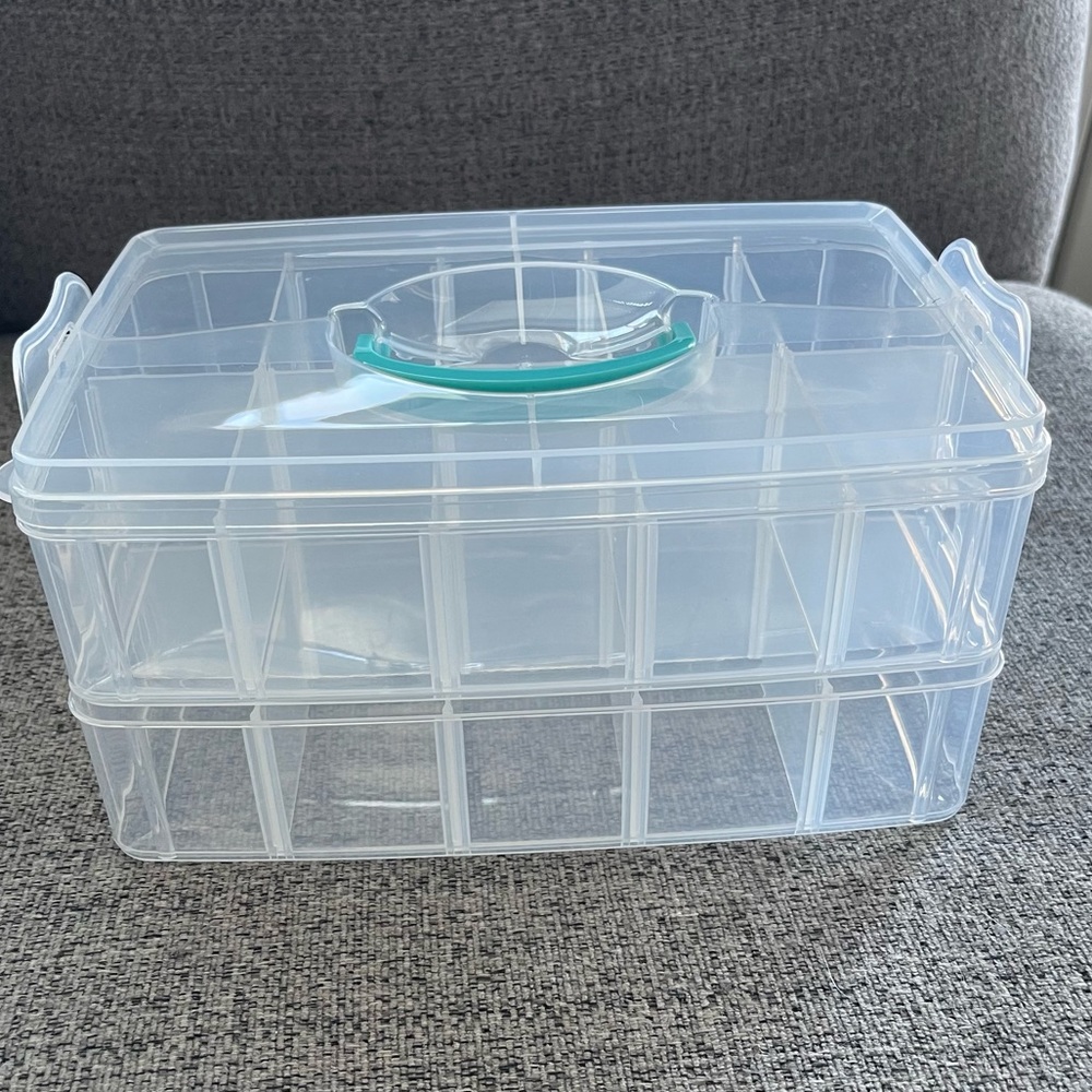 Jewelry box